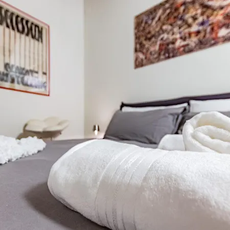 Apartament 900mt Dalla Torre Di - Cortile, Wifi E Netflix *